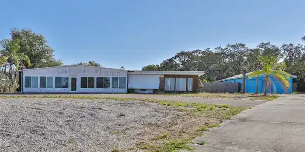 1706 SAFFOLD PARK DRIVE