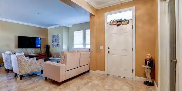 Image 4 Image 4