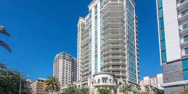 450 KNIGHTS RUN AVENUE