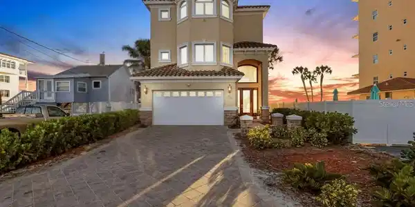 13423 GULF LANE