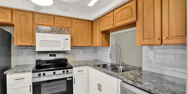 Image 4 Image 4