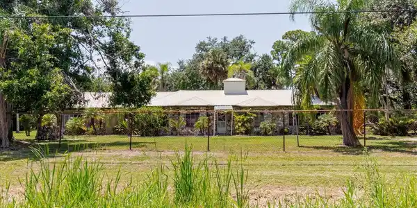 12115 S US HWY 41