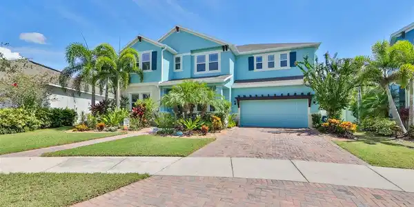 5127 ADMIRAL POINTE DRIVE