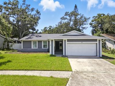 29 HARBOR OAKS CIRCLE