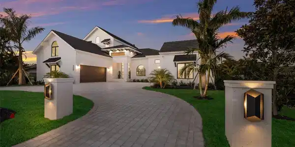 329 BIRD KEY DRIVE