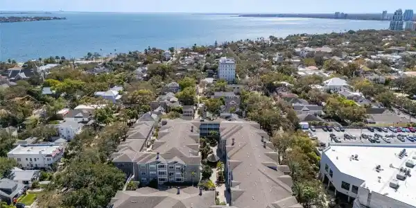 800 S DAKOTA AVENUE