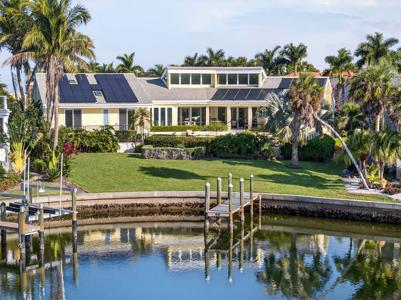 1571 HARBOR CAY LANE