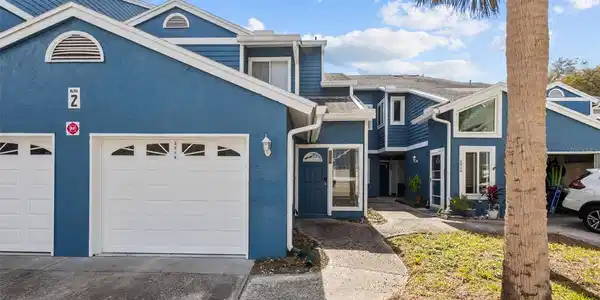 2014 GOLFVIEW DRIVE