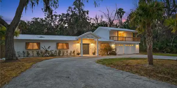 1660 NW 19TH STREET