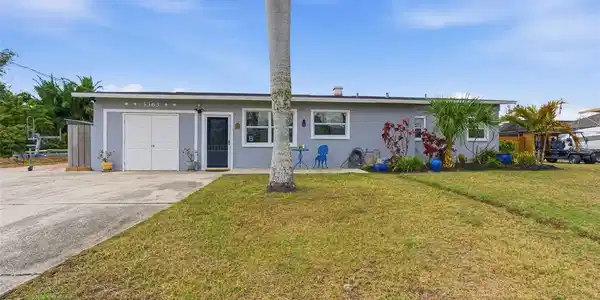 3363 DESOTO DRIVE