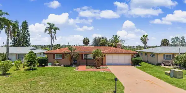 3837 TOPSAIL TRAIL