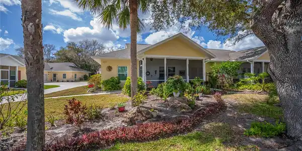 1313 RED OAK LANE