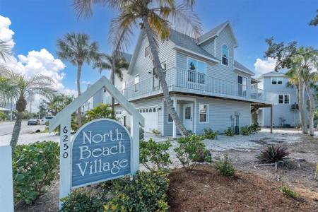 6250 HOLMES BOULEVARD