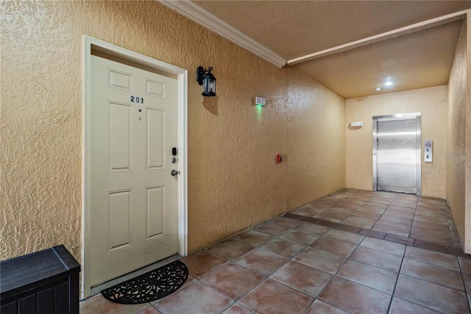Image 1 Image 1