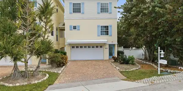 9211 MIDNIGHT PASS ROAD