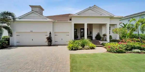 730 MANNS HARBOR DRIVE