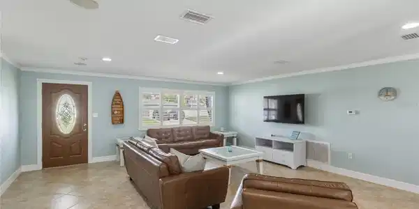 Image 4 Image 4