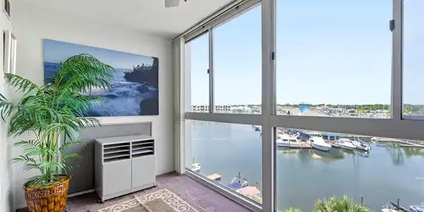 4939 FLORAMAR TERRACE