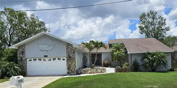 2210 BAYOU DRIVE