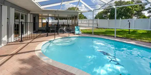 Image 4 Image 4
