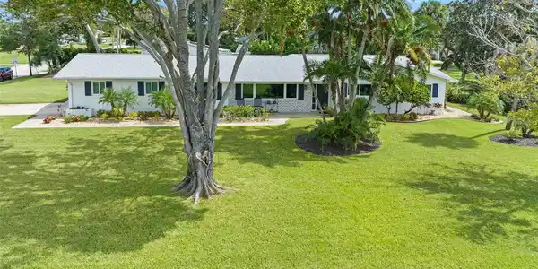 687 JOHN ANDERSON DRIVE