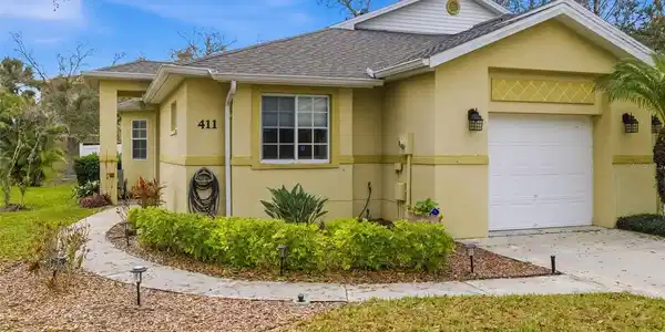 411 28TH STREET W