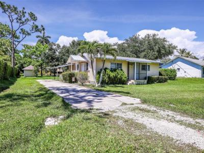 5211 MAPLE LANE