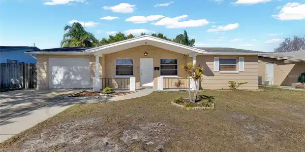 1025 DEAL LANE