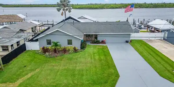 3422 W SHELL POINT ROAD