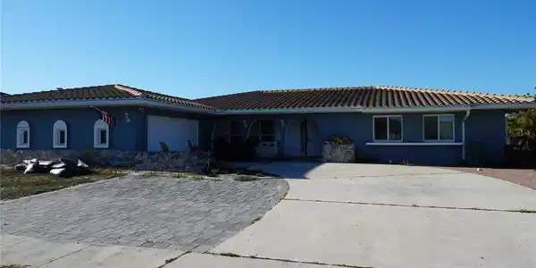 286 FIELDS TERRACE SE
