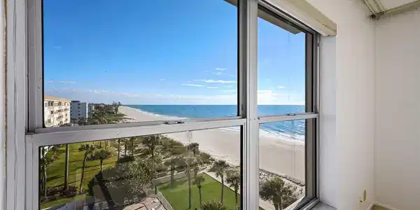 4401 GULF OF MEXICO DRIVE
