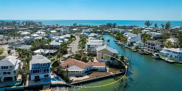 236 S HARBOR DRIVE