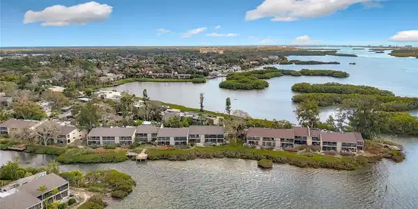1510 PELICAN POINT DRIVE