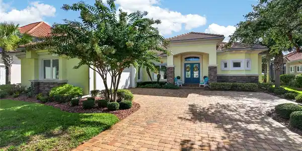 28 N WATERVIEW DRIVE