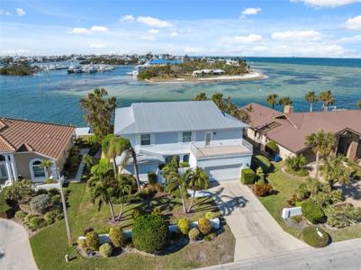 727 KEY ROYALE DRIVE