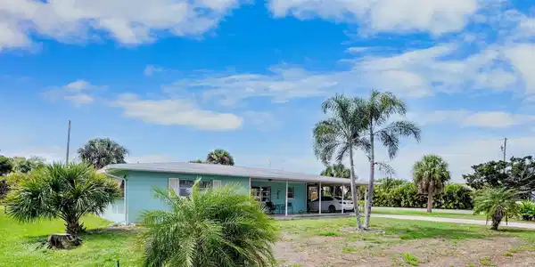 223 ROBERTS ROAD