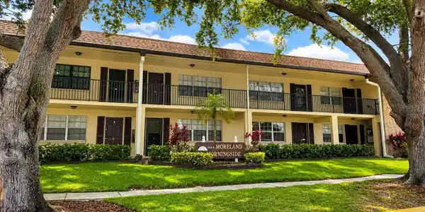 1320 MORELAND DRIVE