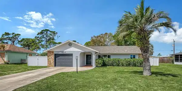 972 LEEWARD ROAD