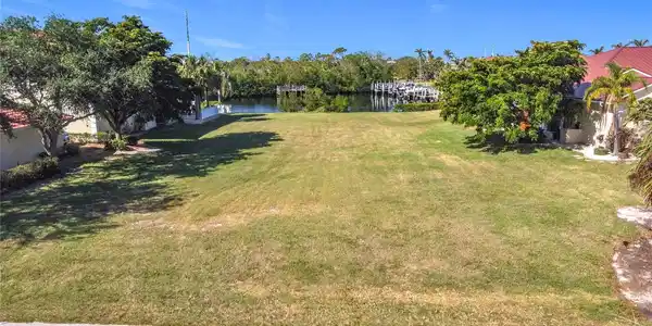 Image 4 Image 4