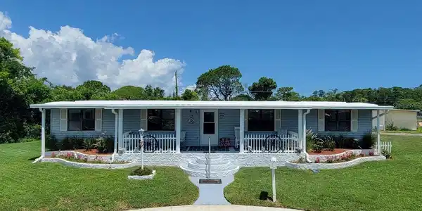 734 SHELDON CIRCLE