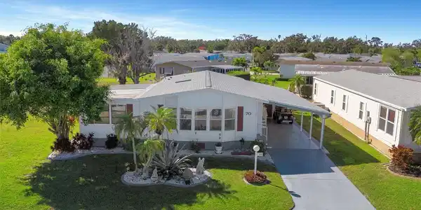 70 MOCKINGBIRD LANE