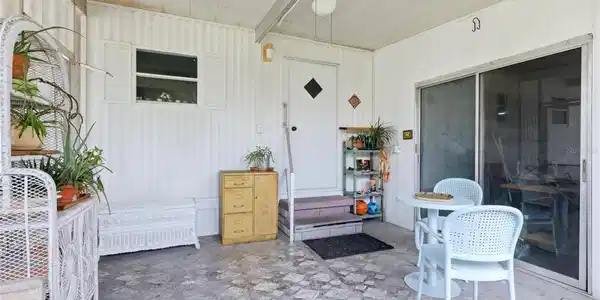 Image 4 Image 4