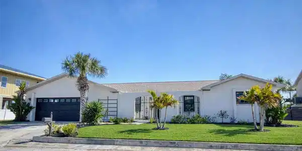 13804 PLUMOSA AVENUE