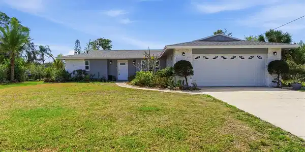 4240 SHAMROCK DRIVE