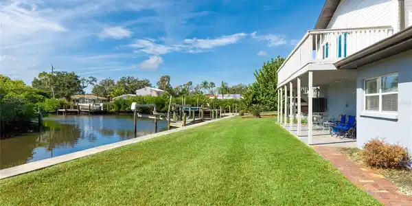 333 SALLY LEE DRIVE