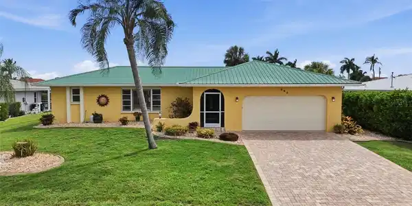 365 BELAIRE COURT