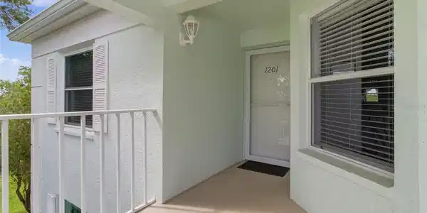 Image 4 Image 4