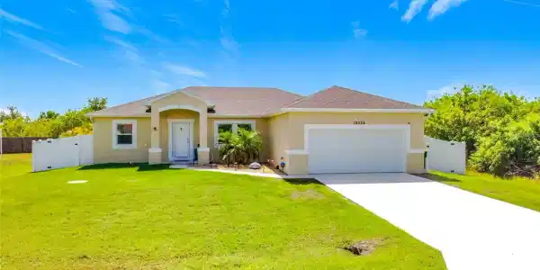 10024 LEBANON DR