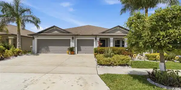 1880 SAND DAISY PLACE
