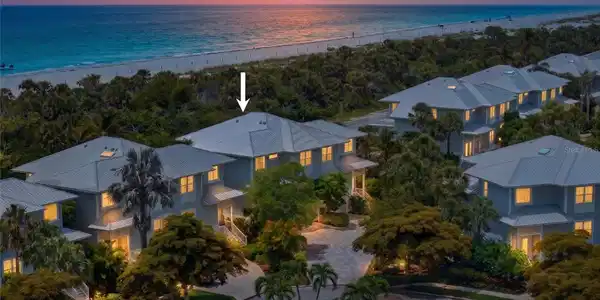 786 BEACH VIEW DRIVE